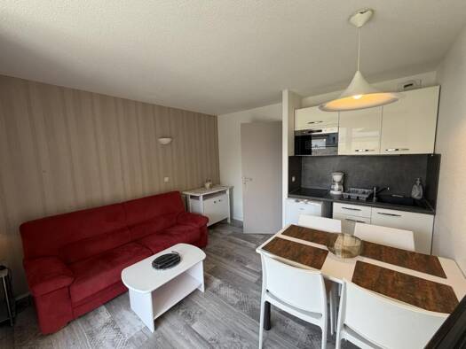 Appartement à louer 570 € 2 pièces 1 chambre 28 m² 2ème étage Allevard 38580