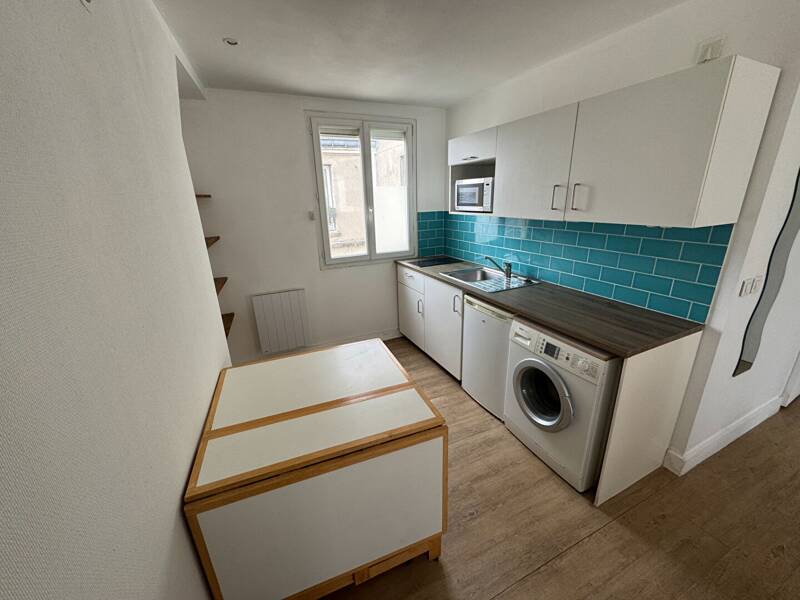 Maison à louer, 25m², PARIS 18E