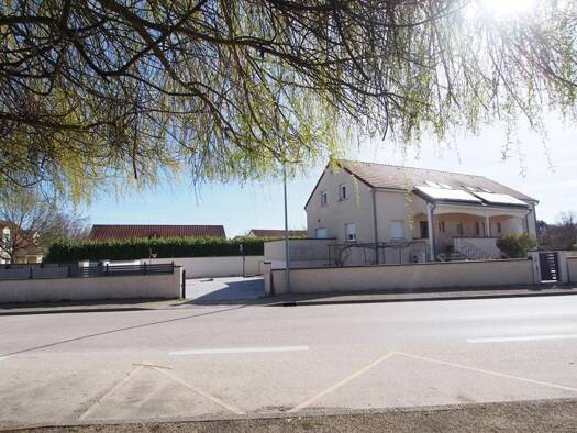 Maison de plain-pied à vendre 330 000 € 7 pièces 5 chambres 176 m² 510 m² de terrain Marcilly-sur-Tille 21120