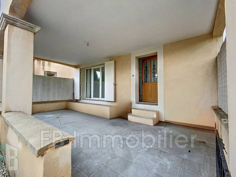 Maison à louer, 62m², EYGUIERES