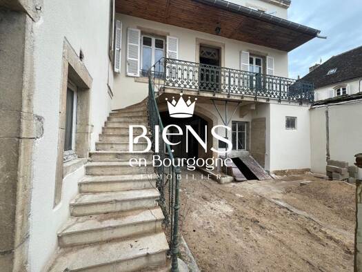 Duplex à vendre 75 000 € 1 pièce 41,1 m² RDC Beaune 21200