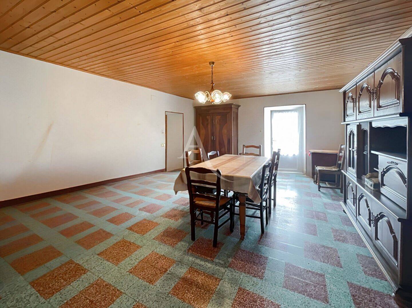 Maison à vendre, 95m², SAINTE RADEGONDE DES NOYERS