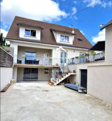 Maison à vendre 335 000 € 8 pièces 6 chambres 200 m² 600 m² de terrain Châtellerault 86100