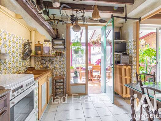 Maison à vendre 250 000 € 5 pièces 3 chambres 130 m² 420 m² de terrain Maule 78580