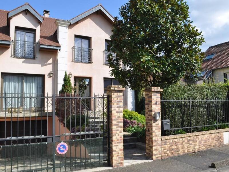 Maison à louer, 177m², VIROFLAY