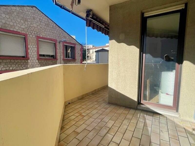 Maison à louer, 65m², MARSEILLE 8E