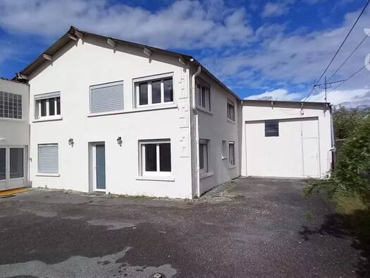 Entrepôt à vendre 329 000 € 490 m² d'espace de stockage Interquartiers Blois 41000