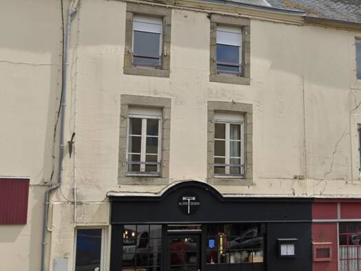 Immeuble à vendre 188 500 € 153 m² Carhaix-Plouguer 29270