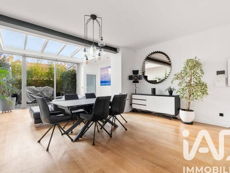 Maison à vendre, 140m², SURESNES