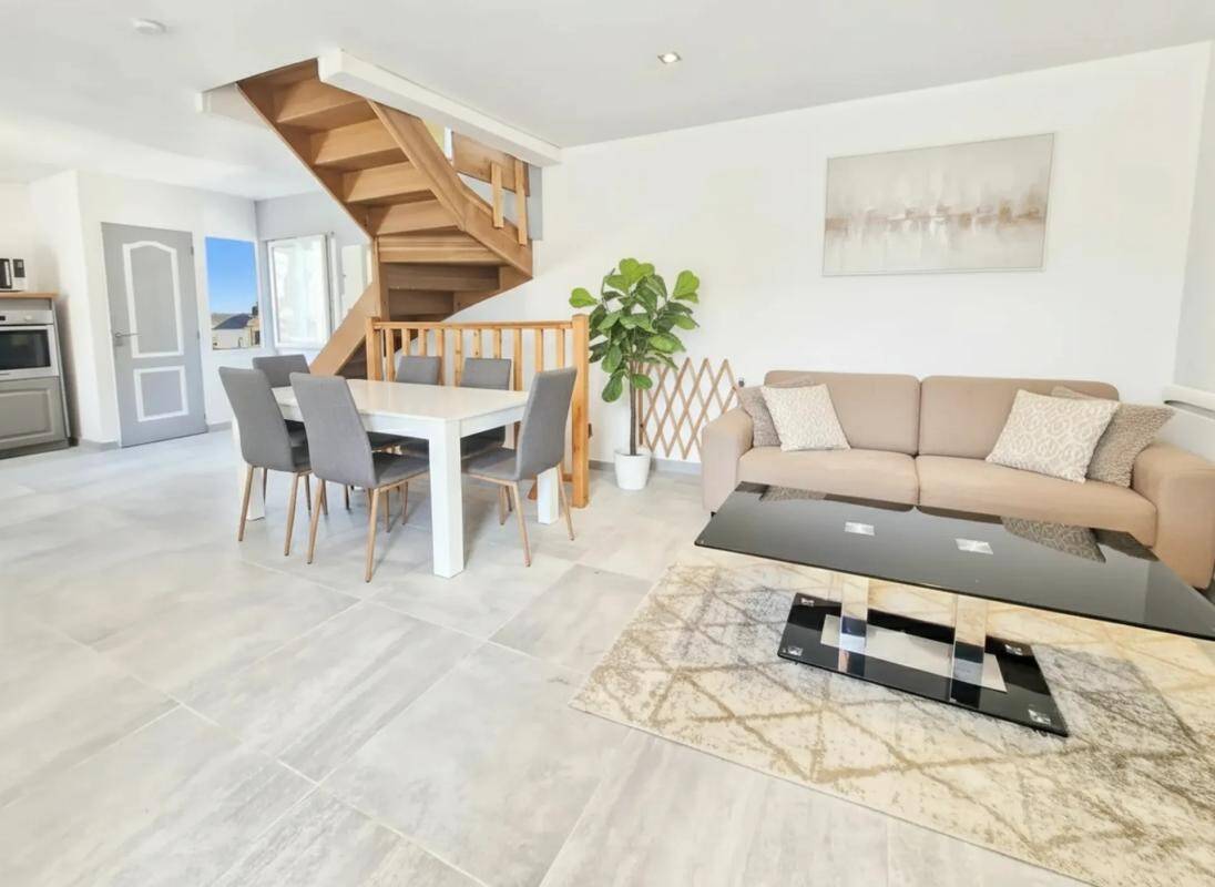 Maison à vendre, 110m², MONTREUIL AUX LIONS