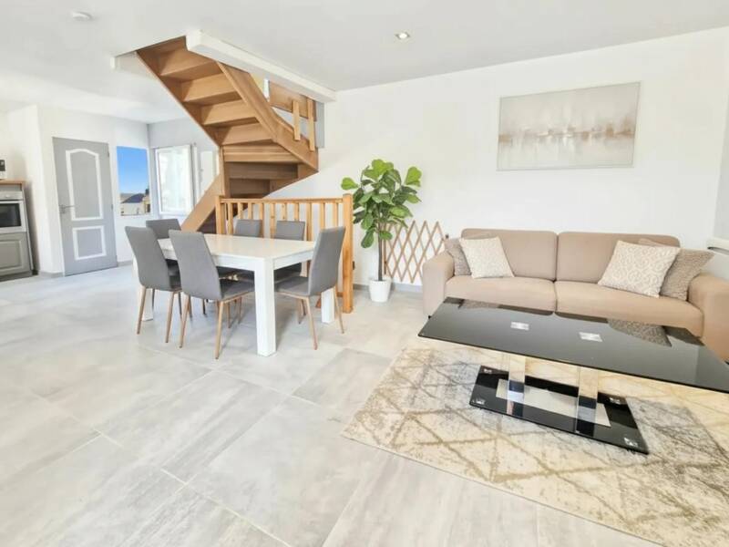 Maison à vendre, 110m², MONTREUIL AUX LIONS