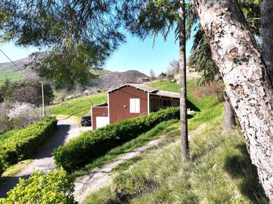 Villa à vendre 274 000 € 4 pièces 2 chambres 80 m² 2 238 m² de terrain Causses-Dourbie Millau 12100