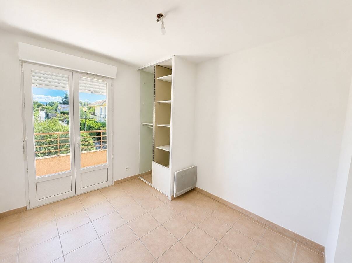Maison à vendre, 81m², ENTRAIGUES SUR LA SORGUE