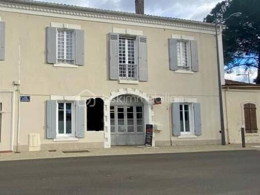 Local commercial à vendre 83 000 € 132 m² de surface de vente Argenté-Nonères Mont-de-Marsan 40000
