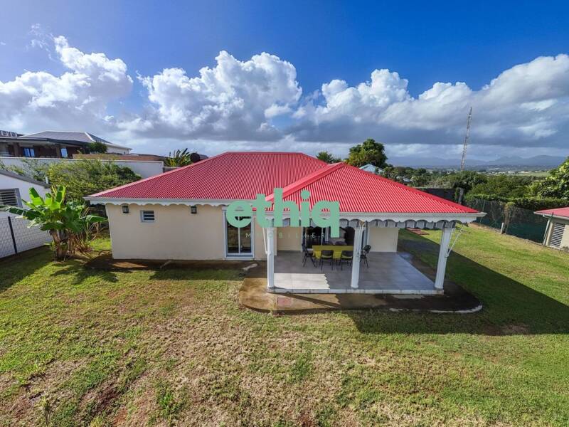 Maison à vendre, 107m², PETIT BOURG