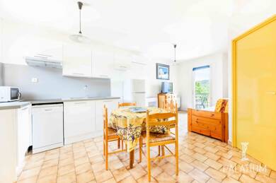 Appartement à vendre 114 900 € 2 pièces 1 chambre 33,1 m² Dernier étage, Étage 1/1 Gréoux-les-Bains 04800