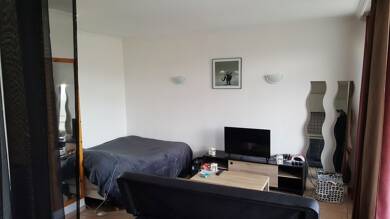 Appartement à louer 950 € 1 pièce 27 m² 5ème étage Nord Saint-Julien-en-Genevois 74160