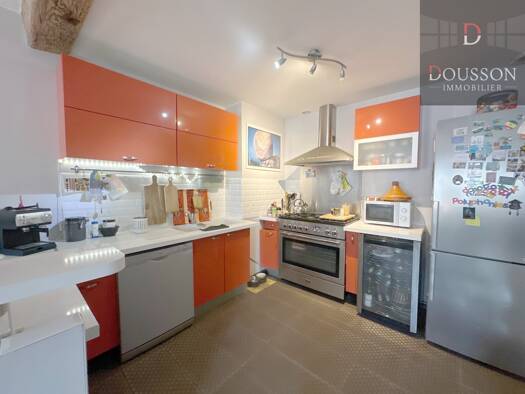 Duplex à vendre 299 000 € 3 pièces 2 chambres 91,8 m² Étage 1/1 Saint-Laurent-d'Aigouze 30220