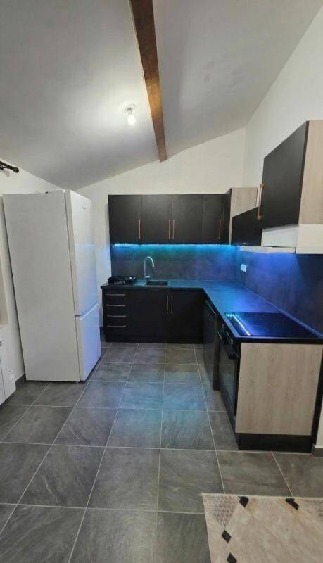 Maison à louer, 55m², BELLEVILLE