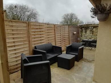 Appartement à louer 560 € 1 pièce Saint-Caprais-de-Bordeaux 33880