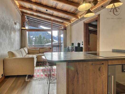 Appartement à vendre 430 000 € 2 pièces 1 chambre 33 m² Étage 3/3 Centre-Village Megève 74120