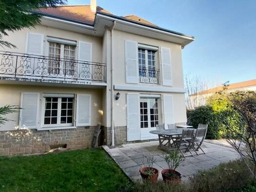 Maison à vendre 499 000 € 9 pièces 8 chambres 276 m² 1 694 m² de terrain Les Vignes-Soudanas Panazol 87350