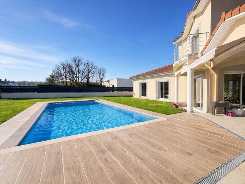 Maison à vendre, 200m², RIORGES