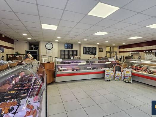 Boucherie / Charcuterie à vendre Fonds de commerce 189 000 € 201 m² de surface de vente Le Vaudreuil 27100