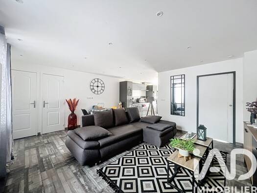 Appartement à vendre 117 500 € 2 pièces 1 chambre 50,7 m² Étage 4/4 Centre Historique Le Puy-en-Velay 43000