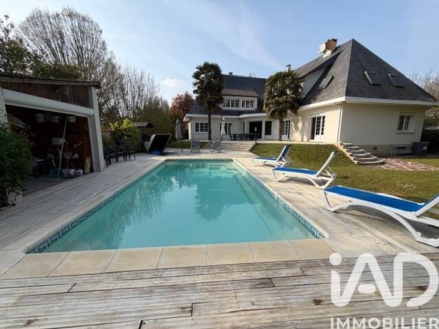 Maison à vendre, 318m², BOISSISE LE ROI