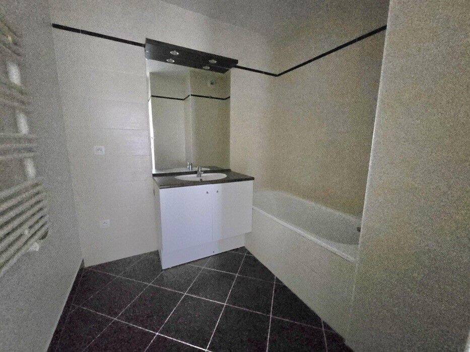 Maison à louer, 57m², NANTERRE