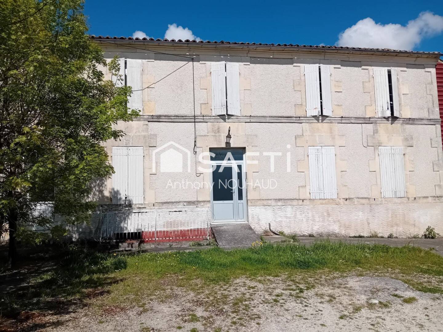 Maison à vendre, 200m², GENSAC LA PALLUE