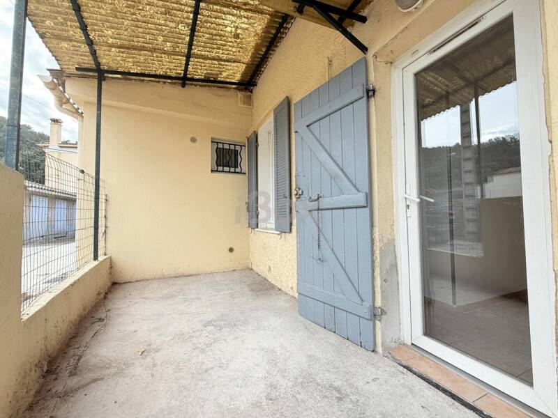 Maison à louer, 51m², PIERREFEU DU VAR