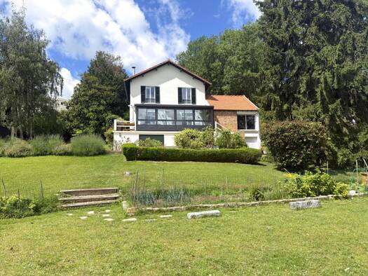 Maison à vendre 1 248 000 € 10 pièces 5 chambres 200 m² 2 024 m² de terrain Villennes-sur-Seine 78670
