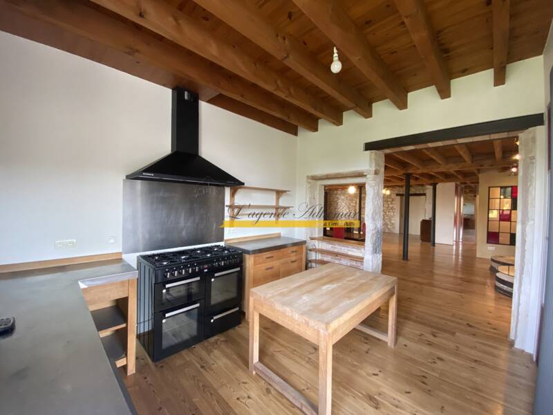 Maison à louer, 170m², MONTBOUCHER SUR JABRON