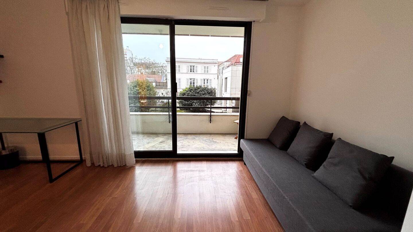 Maison à louer, 22m², SEVRES
