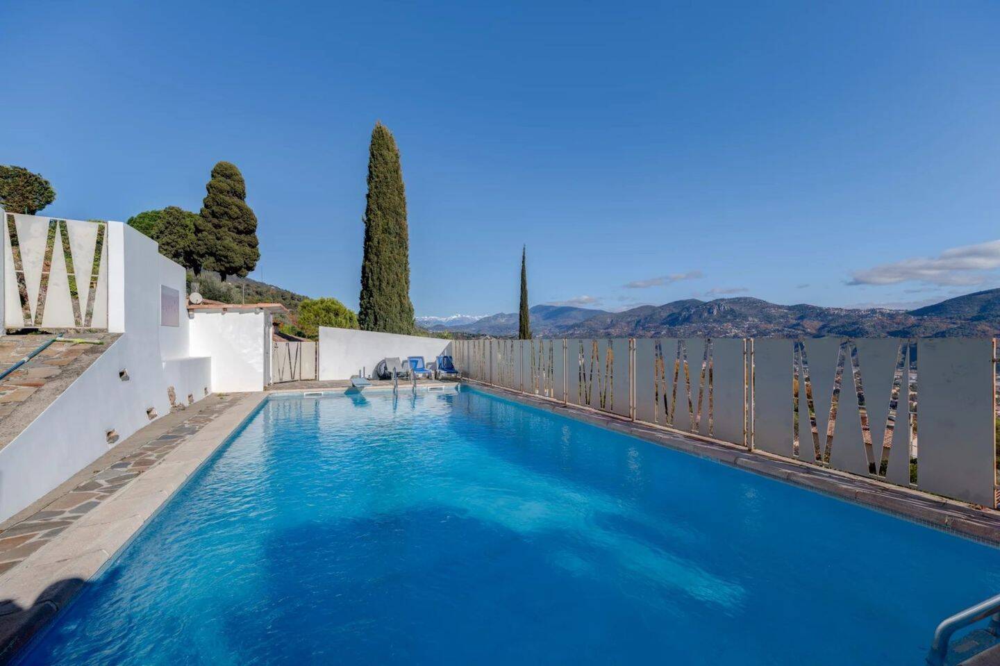 Maison à vendre, 282m², GATTIERES