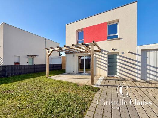 Maison à vendre 416 000 € 5 pièces 3 chambres 90 m² 254 m² de terrain Achenheim 67204