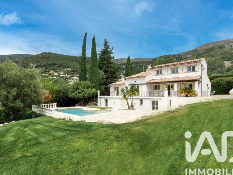 Maison à vendre, 210m², TOURRETTES SUR LOUP