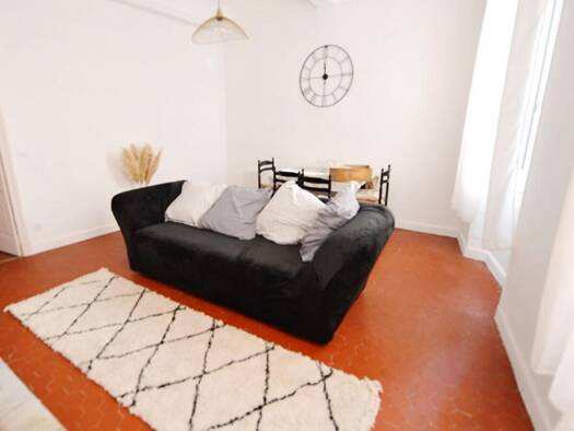 Appartement à louer 790 € 3 pièces 2 chambres 73,9 m² 2ème étage Secteur Sauvegarde Grasse 06130