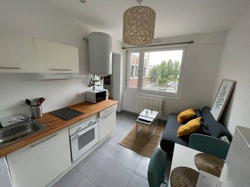 Maison à louer, 16m², LYON 8E