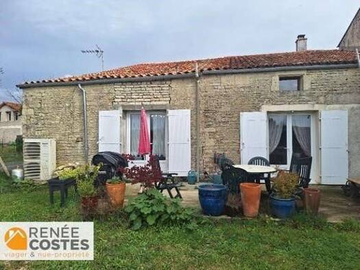 Maison en viager occupé Bouquet 38 650 € 5 pièces 3 chambres 157 m² 1 465 m² de terrain Villemain 79110