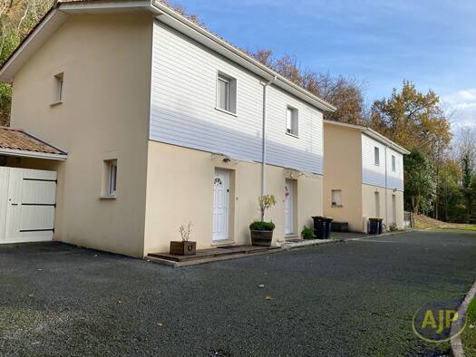 Maison à vendre 169 000 € 3 pièces 2 chambres 58 m² 100 m² de terrain Lestiac-sur-Garonne 33550