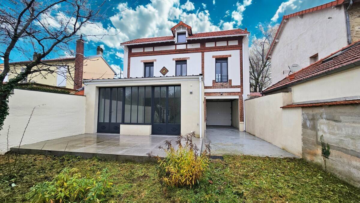 Maison à vendre, 154m², SAINT MAUR DES FOSSES