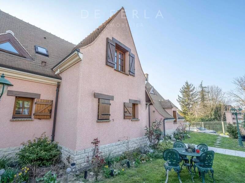 Maison à vendre, 357m², ORMESSON SUR MARNE