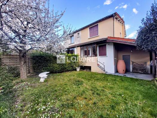 Maison à vendre 274 000 € 3 pièces 2 chambres 72 m² 191 m² de terrain Foch-Francois Coppee Villemomble 93250