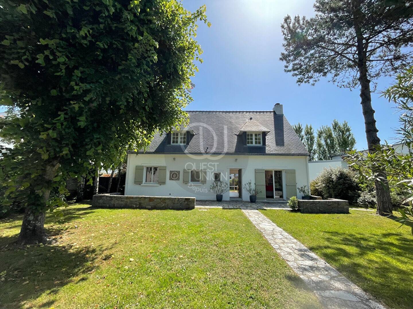 Maison à vendre, 165m², LE POULIGUEN