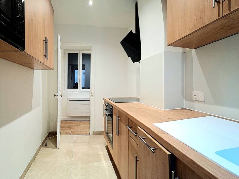 Maison à louer, 74m², PARIS 18E