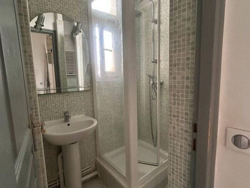 Maison à louer, 21m², LES LILAS