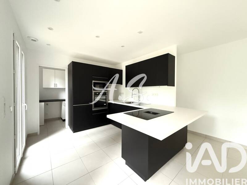 Maison à vendre, 146m², VERRIERES LE BUISSON